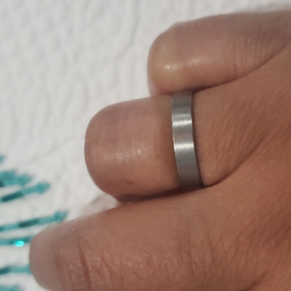 Ring - Picture 4 of 4